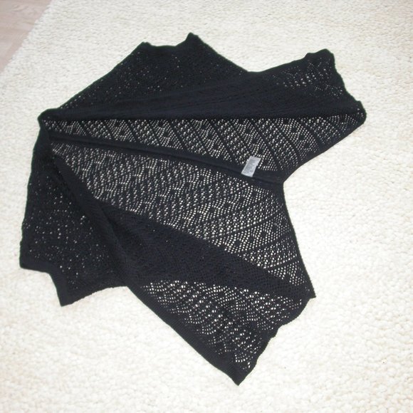 Black Knit Lace Sweater - Picture 8 of 8
